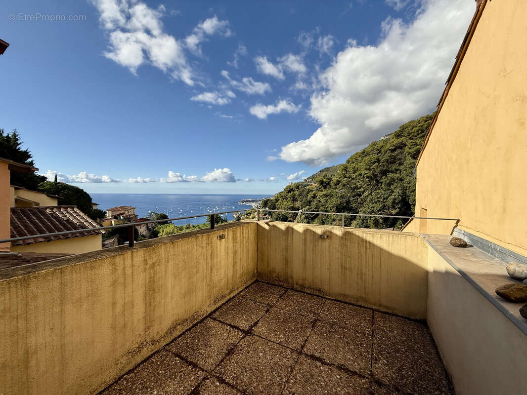 Appartement à ROQUEBRUNE-CAP-MARTIN