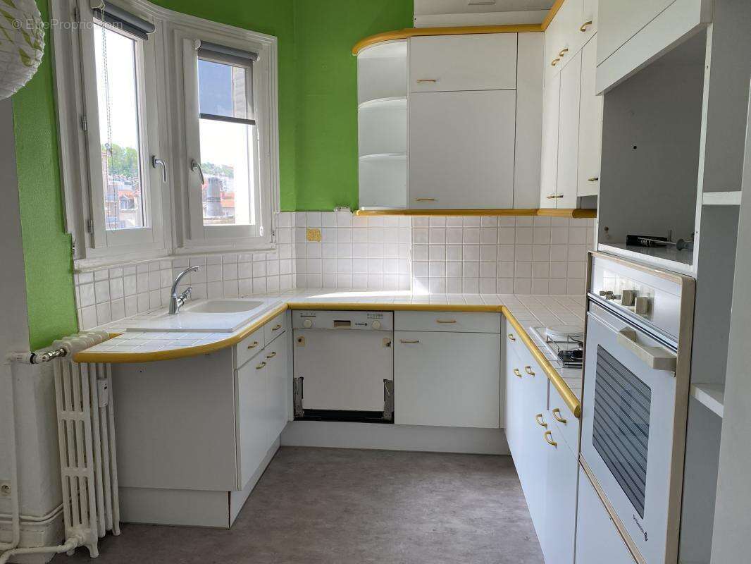 Appartement à SAINT-ETIENNE