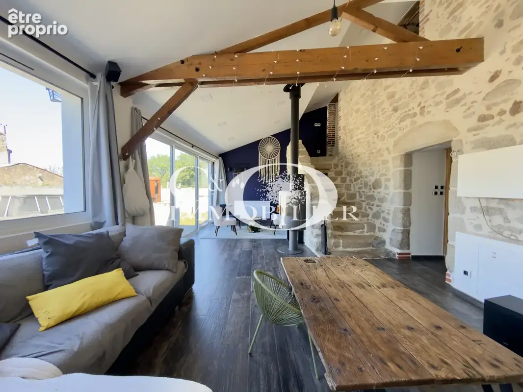 Maison en pierre rénovée avec soin de 145 m2 - photo 5