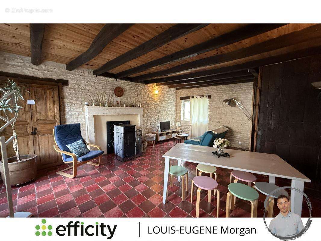 Maison à NEUVILLE-DE-POITOU