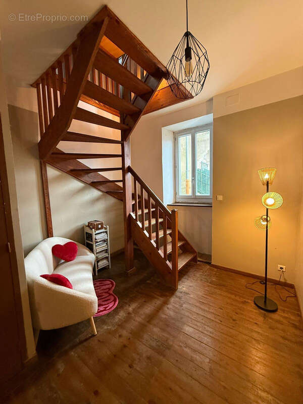 Maison à CUXAC-CABARDES