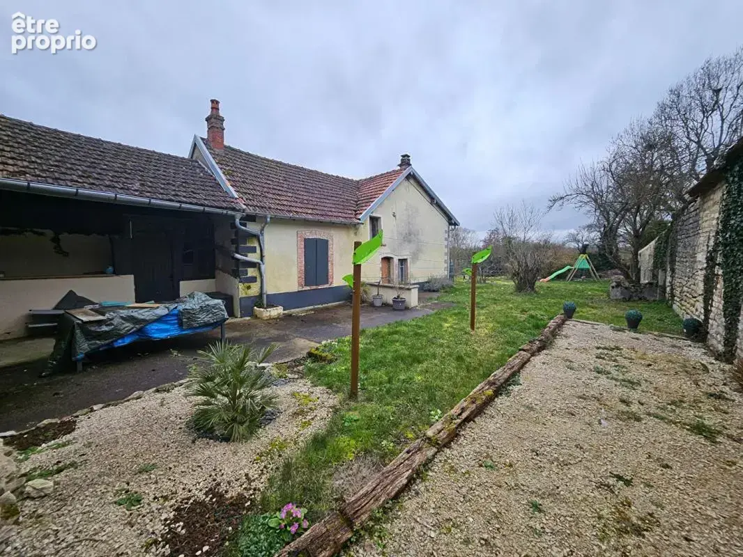159 000, Maison Ancienne Rénovée proche Mirebeau à Champagne Sur Vingeanne - photo 6