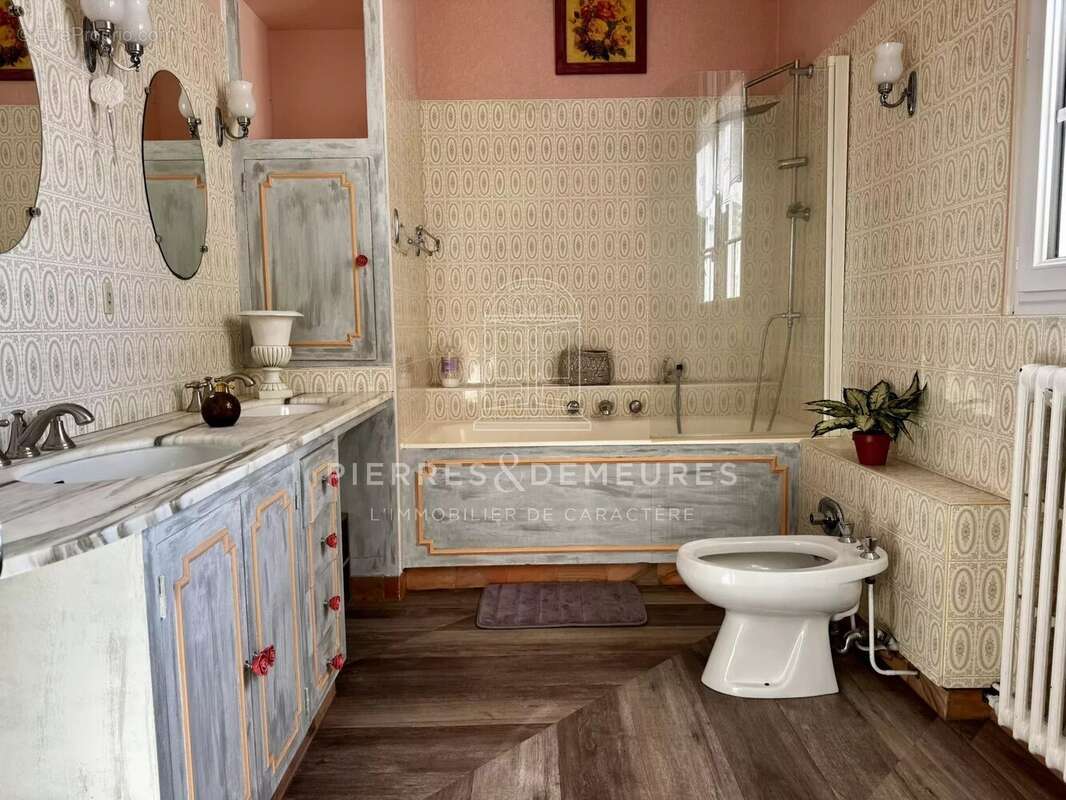 Maison à BRINON-SUR-SAULDRE