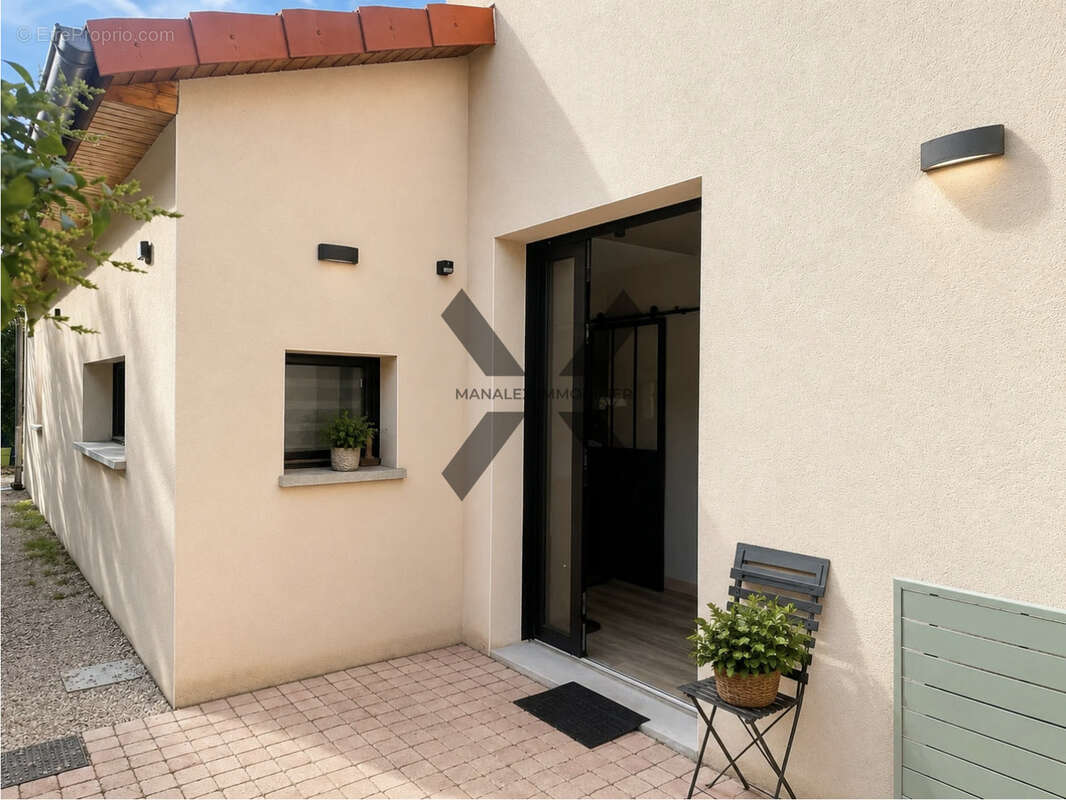 Maison à NEULISE