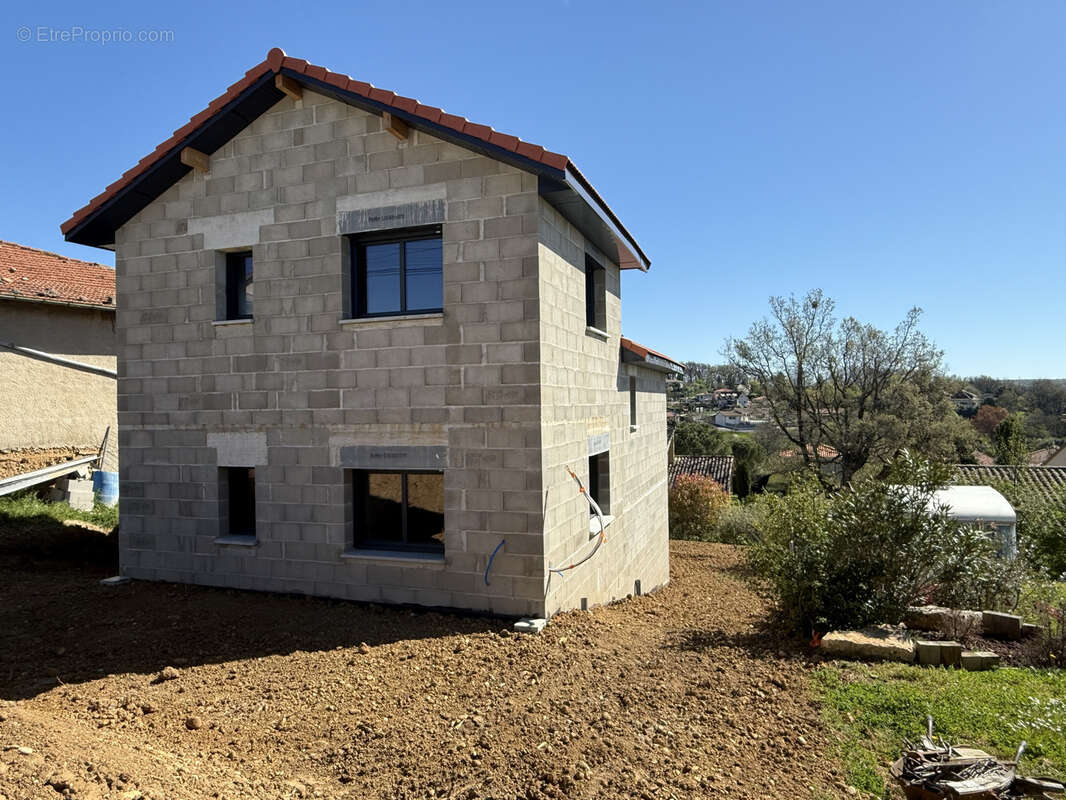 Maison à LES COTES-D'AREY