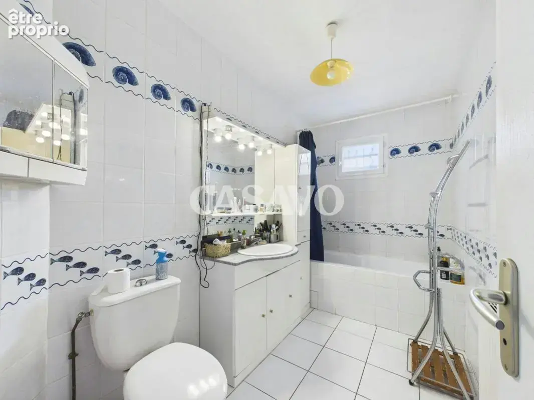 Vente Maison 5 pièces de 130m² - 33160 Saint-Médard-en-Jalles - photo 12