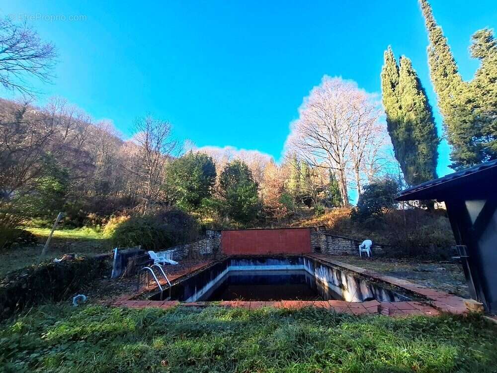 Maison à SAINT-MICHEL