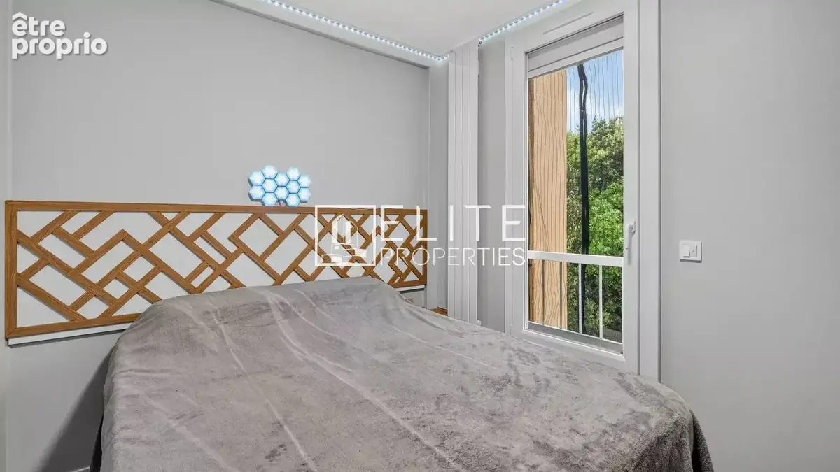 Appartement 3 pièces rénové avec terrasse — Dernier étage - photo 6