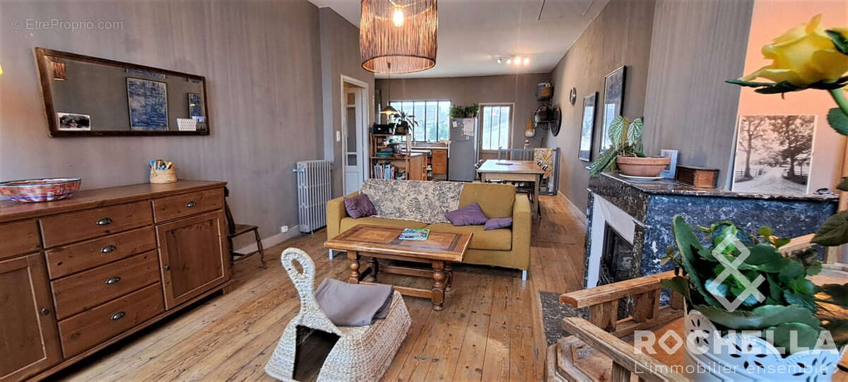 Maison à TONNAY-CHARENTE