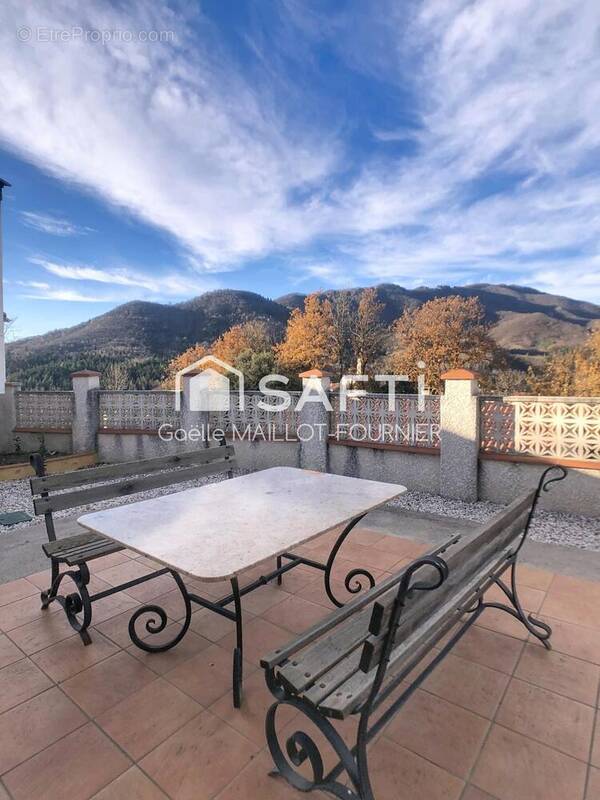 Photo 1 - Maison à SAINT-LAURENT-DE-CERDANS