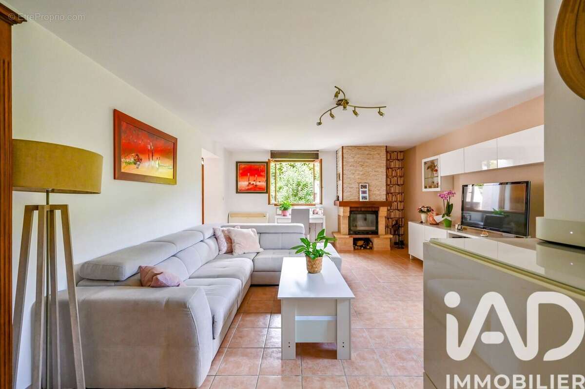 Maison 134 m² à Peypin  - photo 9