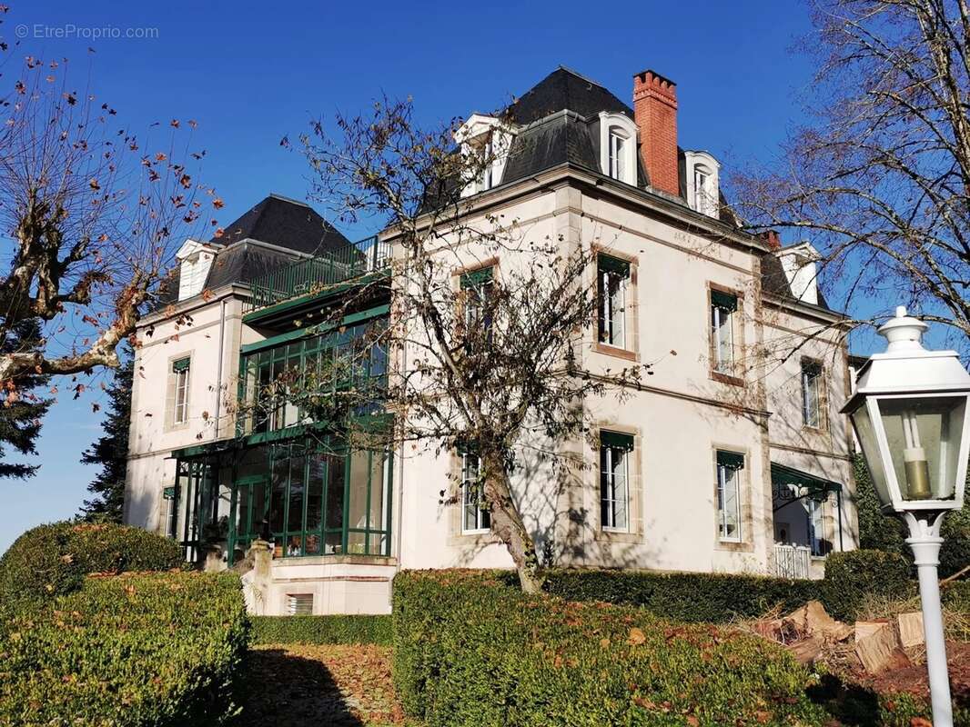 Maison à CORDES-SUR-CIEL