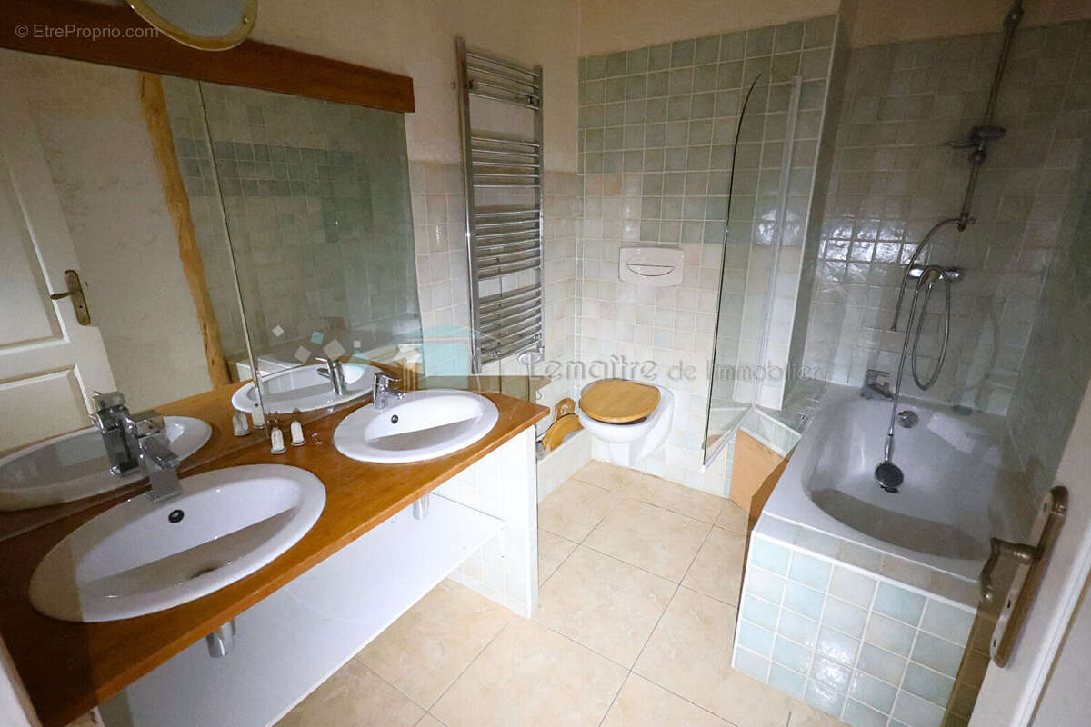Maison Fayence 7 pièce(s) 180 m² en deux habitations - photo 13