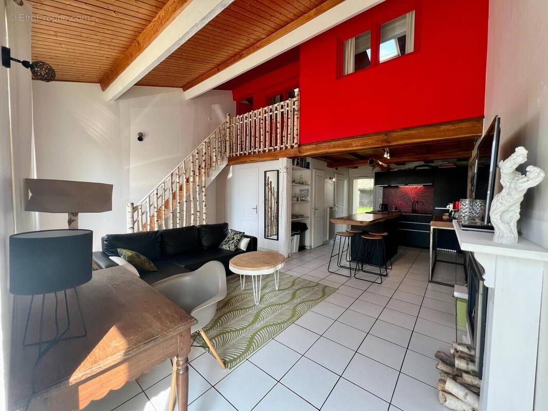 Photo 1 - Maison à MONNIERES
