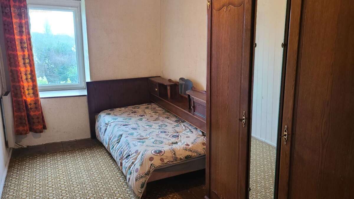 Maison à PLOUGONVEN