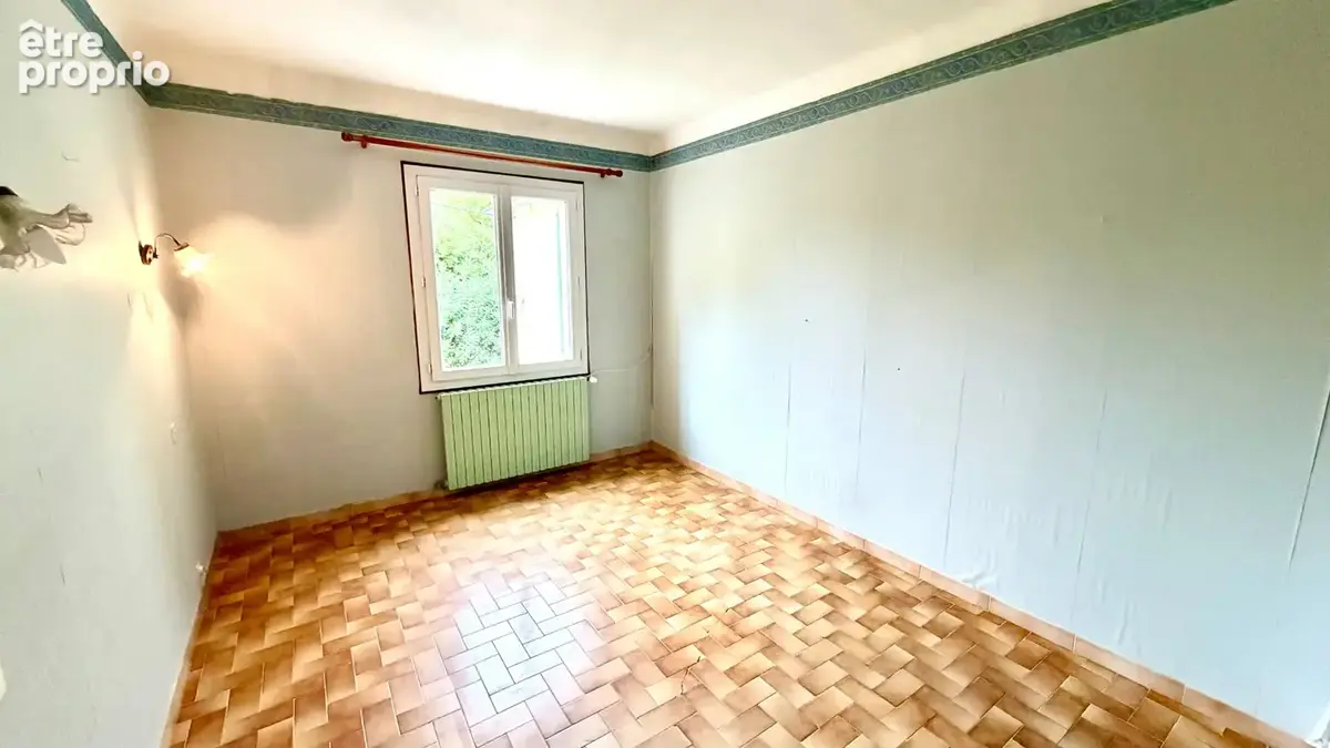 Villa traditionnelle sur 1035 m² de jardin exposé sud. - photo 12