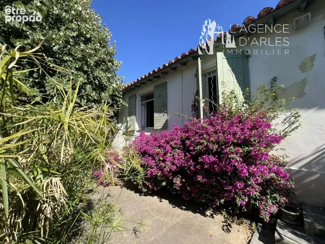 SOUS OFFRE Arles Chabourlet – Maison de plain-pied lumineuse avec jardin arboré - photo 12