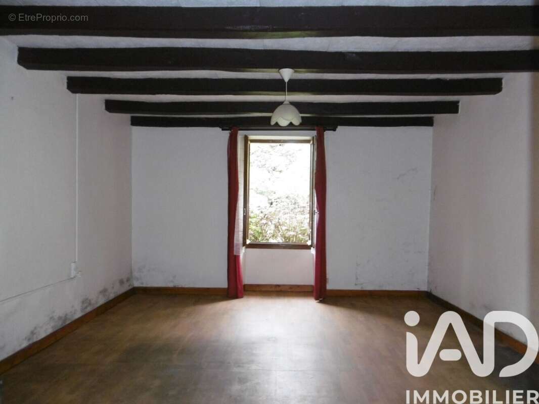 Photo 9 - Maison à BUSSIERE-POITEVINE