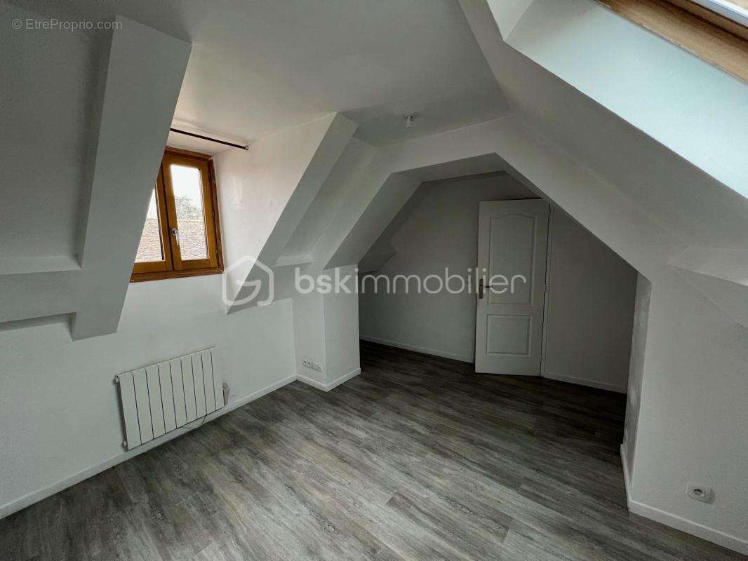 Duplex 2 pièces avec dressing au cœur de Magny-en-Vexin - photo 6