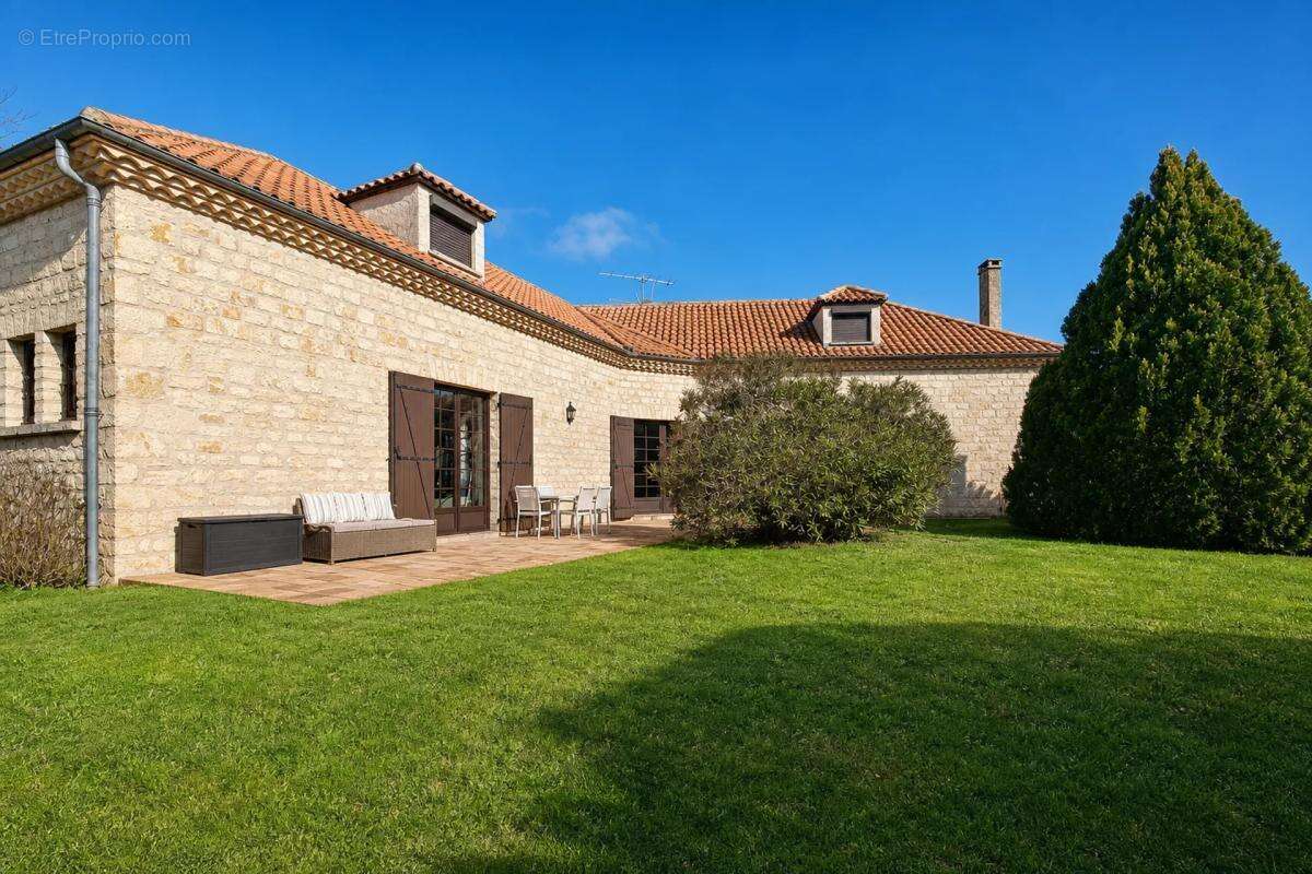 Maison à VILLENEUVE-SUR-LOT