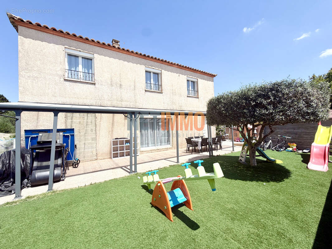 Maison à CALVISSON