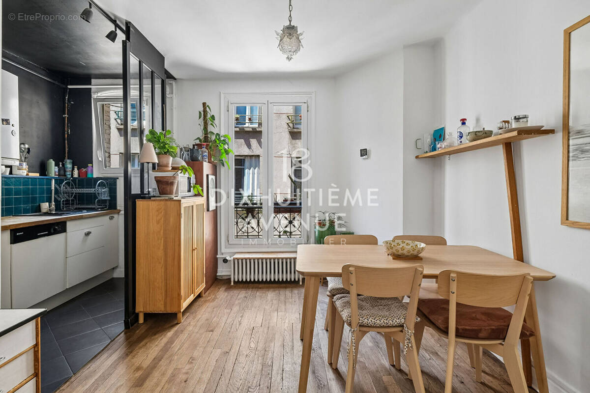Appartement à PARIS-18E