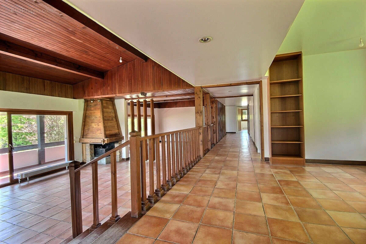 Maison à MARIGNIER