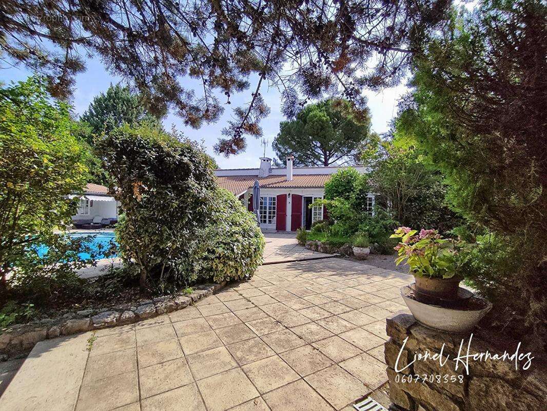 Maison à SAINT-PRIVAT-DES-VIEUX