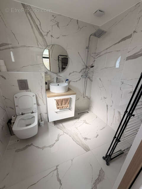 Maison à SAINT-CERGUES