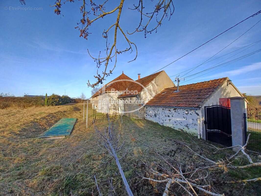 n°2 - Maison à GILLY-SUR-LOIRE