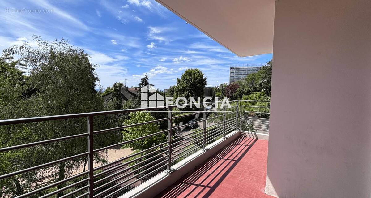 Appartement à CALUIRE-ET-CUIRE
