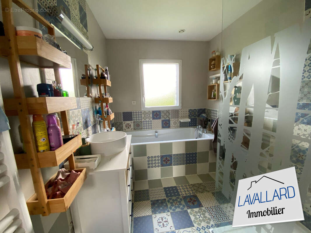 Maison à MONTIGNY-LES-JONGLEURS