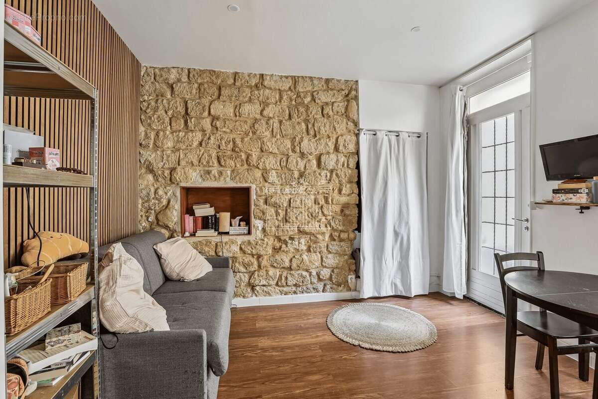 Appartement à PARIS-7E
