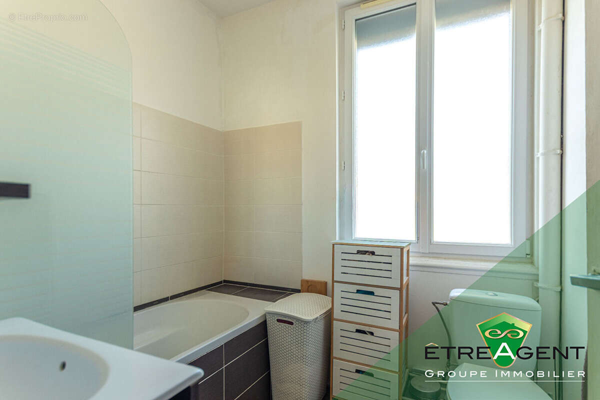 Maison BERNAY - 110 m² - 4 chambres - photo 12