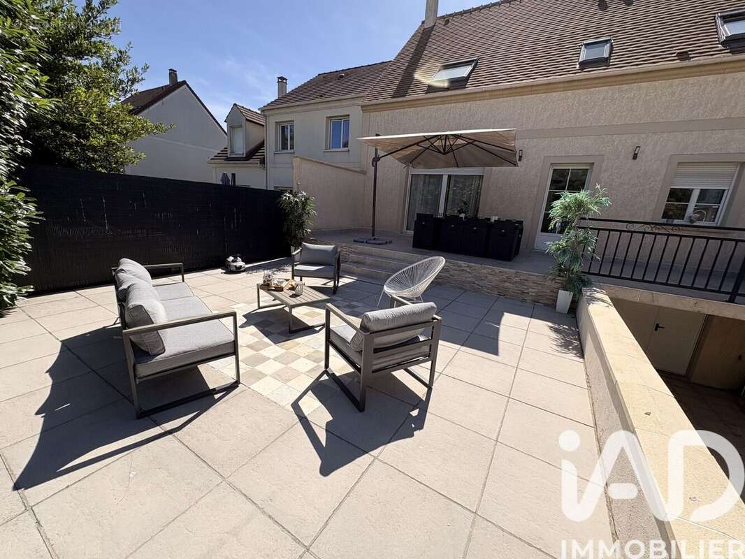 Maison 146 m² à Argenteuil  - photo 3