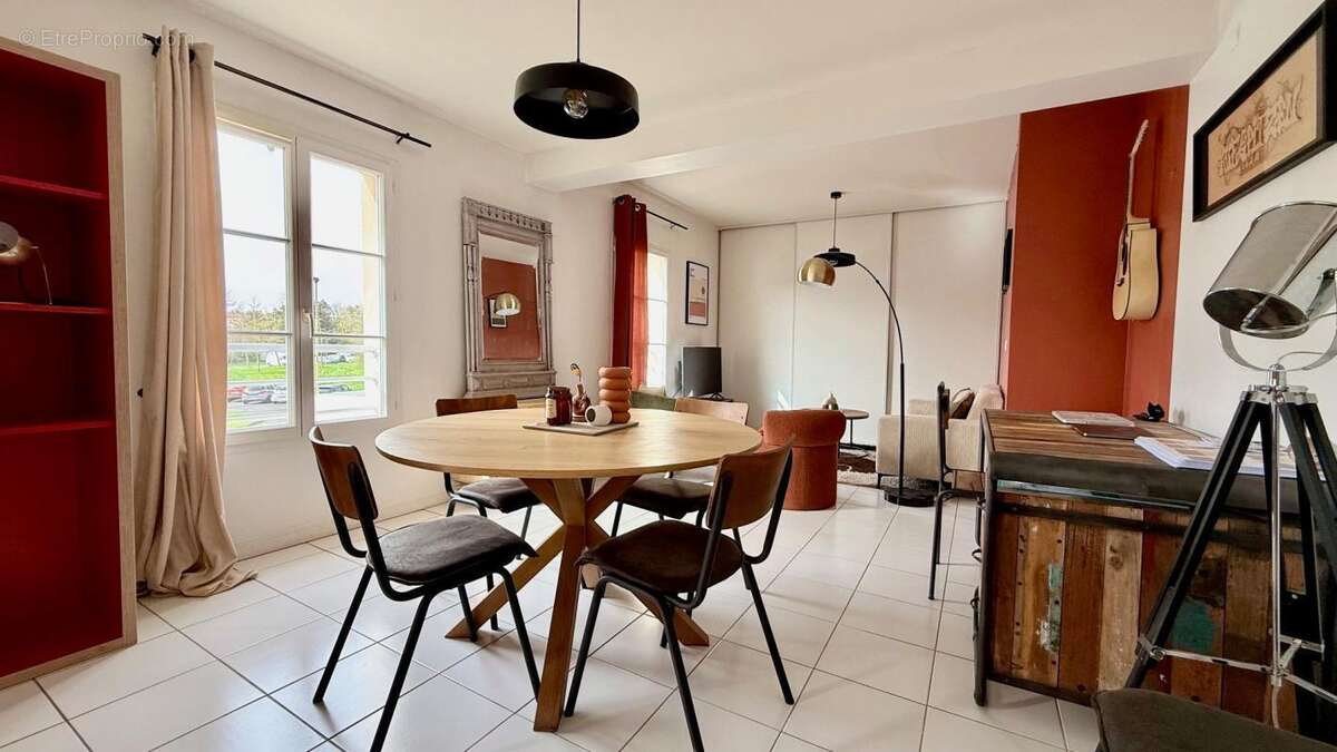 Appartement 2 pièces - 50 m² - parking - photo 2