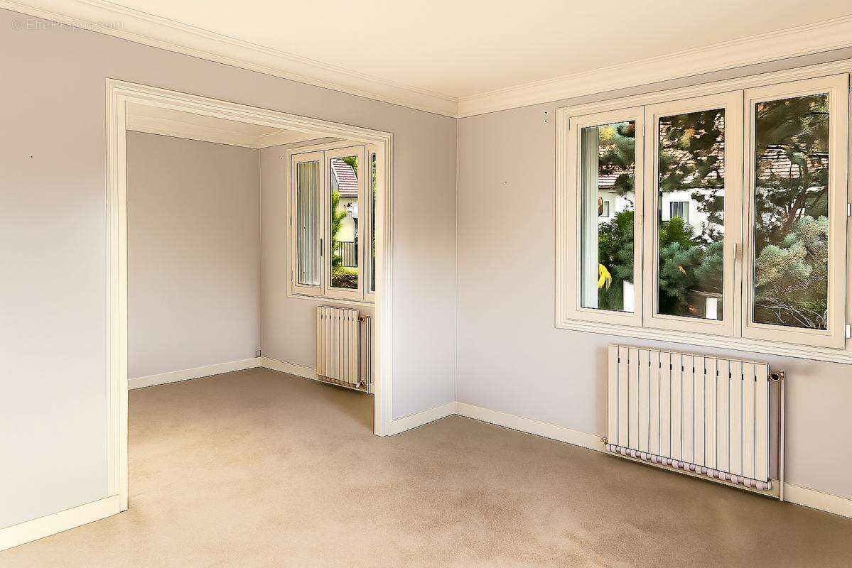 Maison à DAMMARIE-LES-LYS