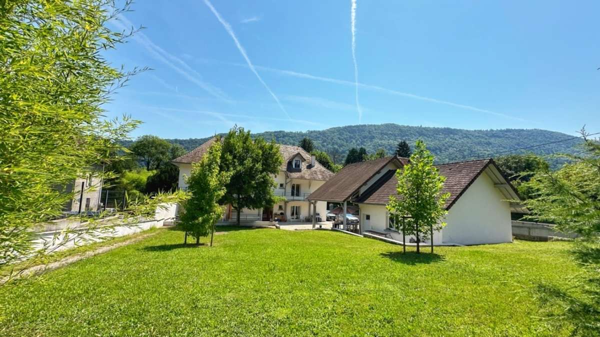 Maison à SAINT-BUEIL