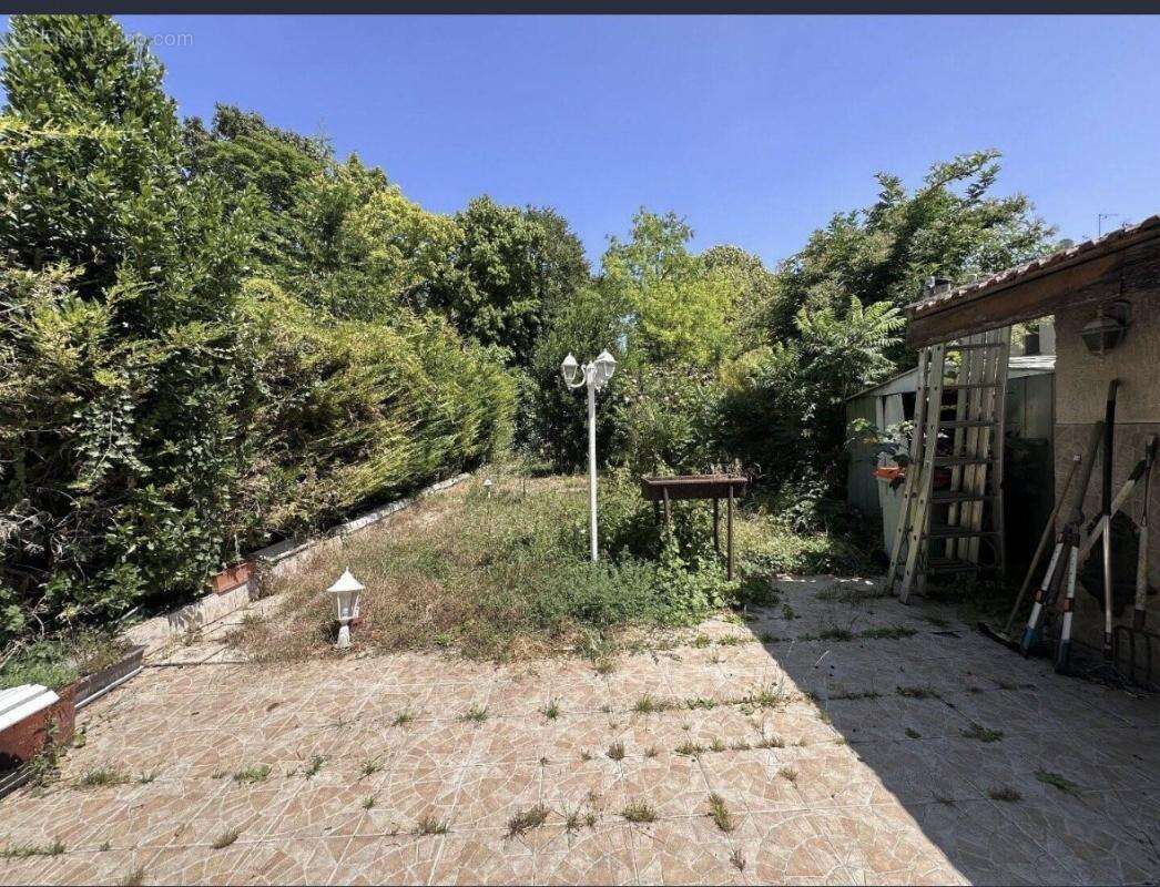 Maison à VILLETANEUSE