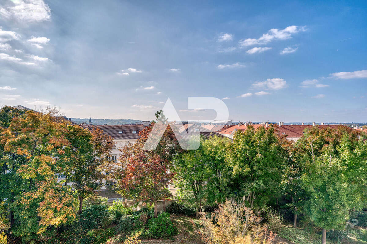 Appartement à RUEIL-MALMAISON
