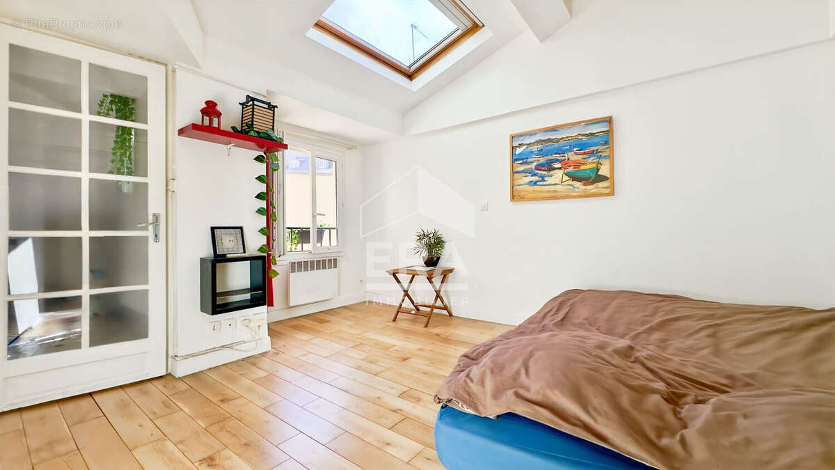 Appartement à PARIS-11E