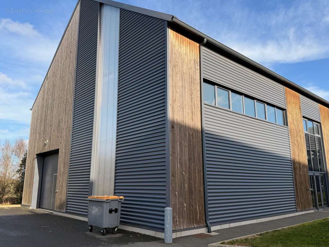 Commerce 451 m² à Saint-Malo  - photo 2