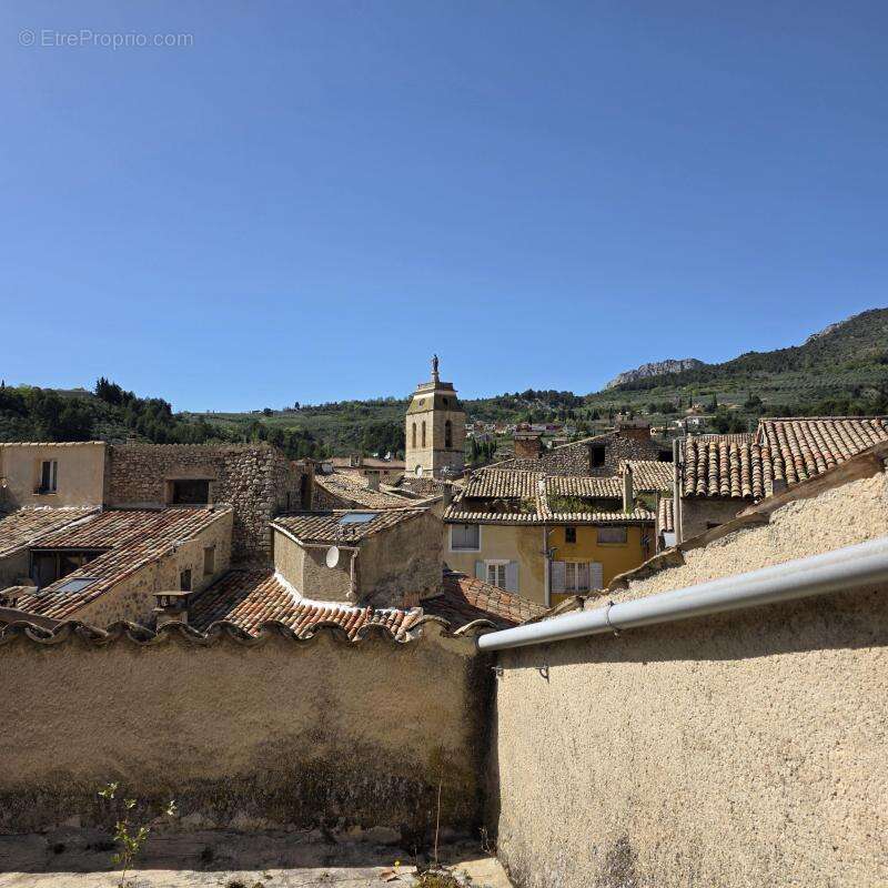 Maison à BUIS-LES-BARONNIES