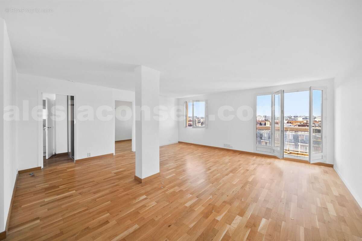 Photo n°9 - Appartement à PARIS-14E