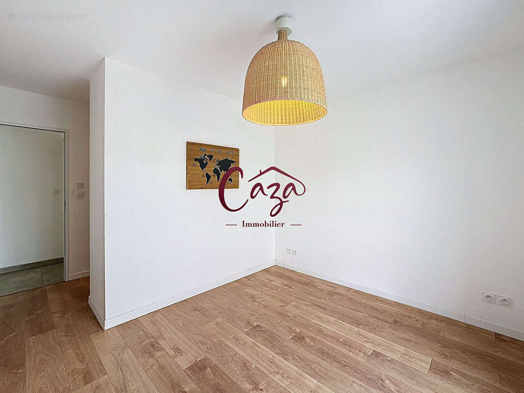 Maison à FARGUES-SAINT-HILAIRE