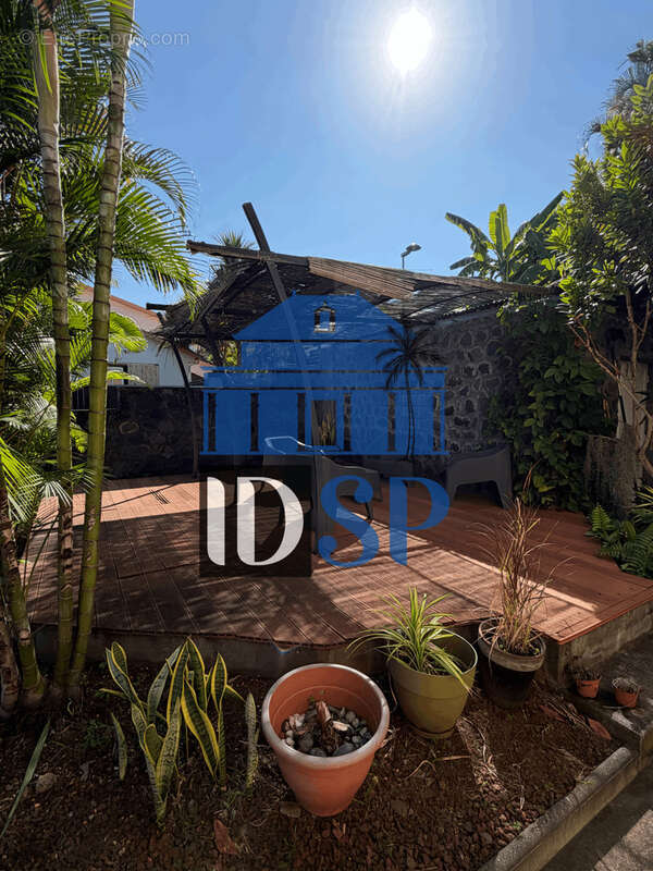 Maison avec piscine à la Plaine St Paul - photo 7