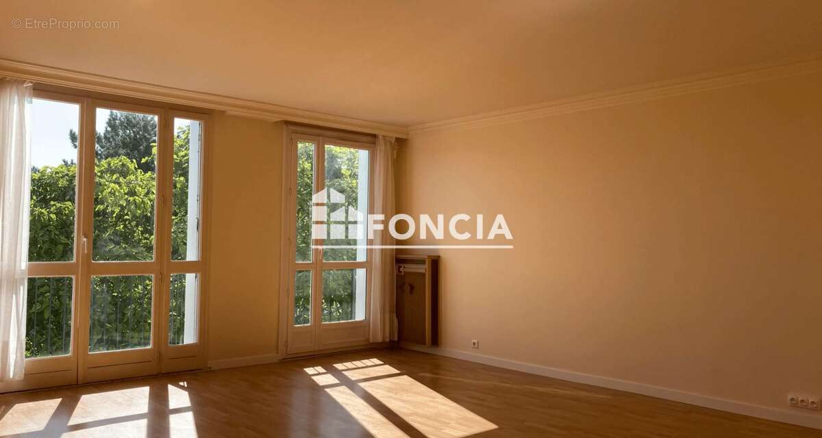 Appartement à JOUE-LES-TOURS