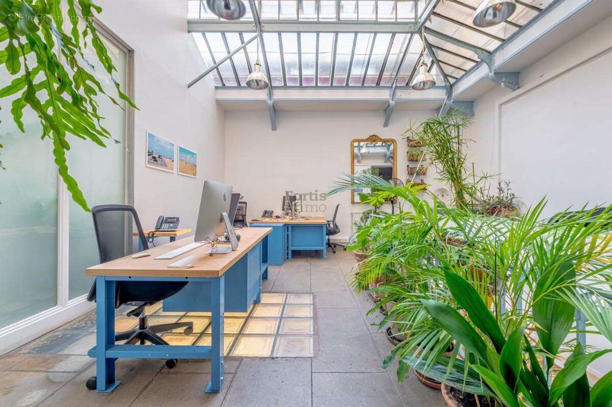 Paris 9 - locaux de bureaux de prestige avec commercialite' - photo 2