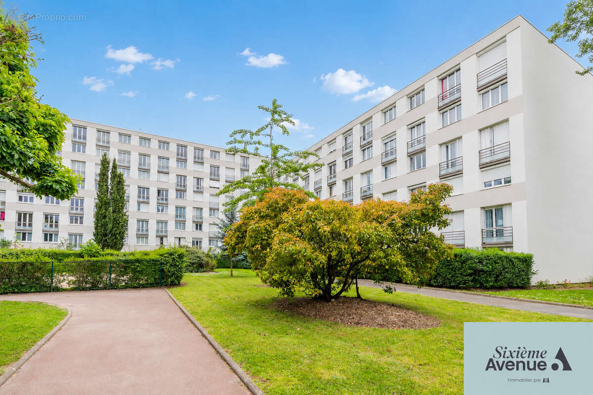 Appartement à CHILLY-MAZARIN