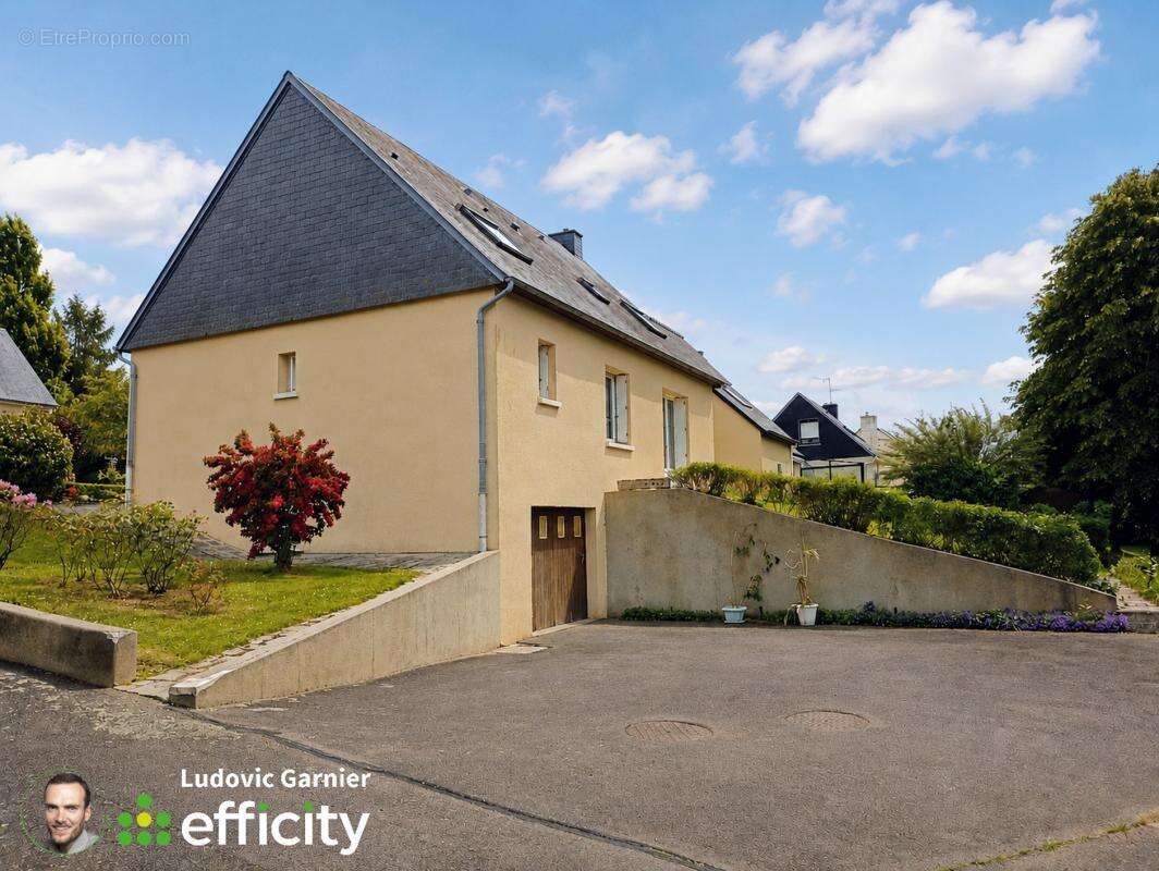 Maison à MORTAIN
